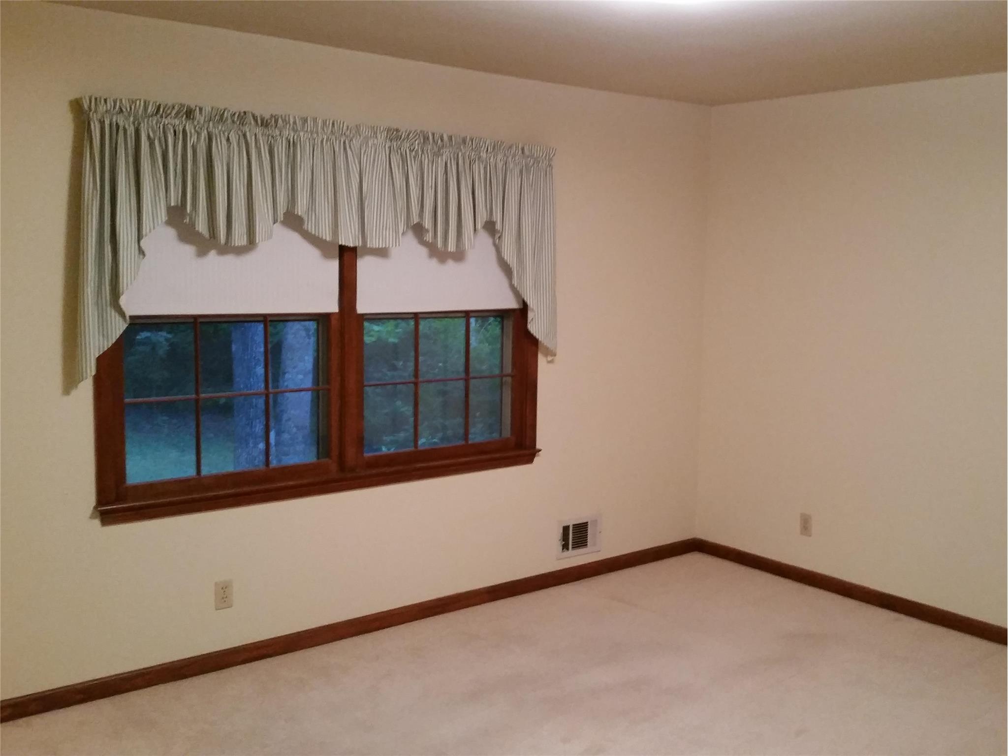 2275 Village Dr, Covington, GA 30016 photo 15