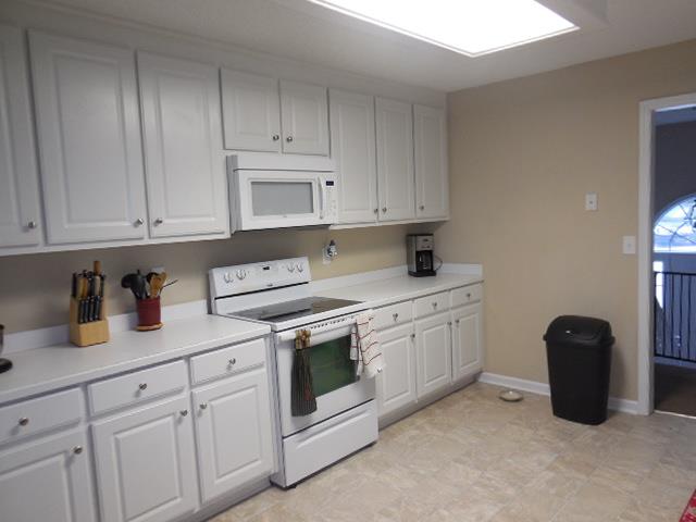 1367 Lance Cir, Winder, GA 30680 photo 3
