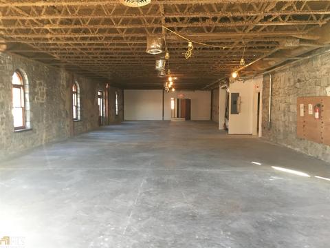 874 N Main St, Conyers, GA 30012 photo 8