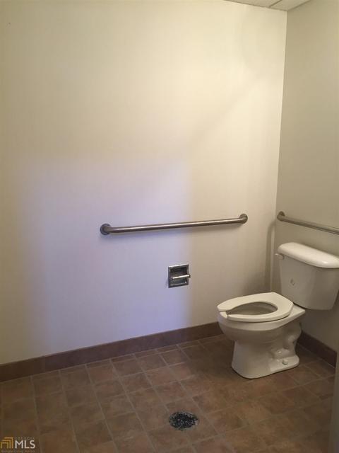 874 N Main St, Conyers, GA 30012 photo 15