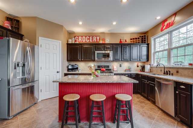 168 Eastham Ct, Suwanee, GA 30024 photo 12