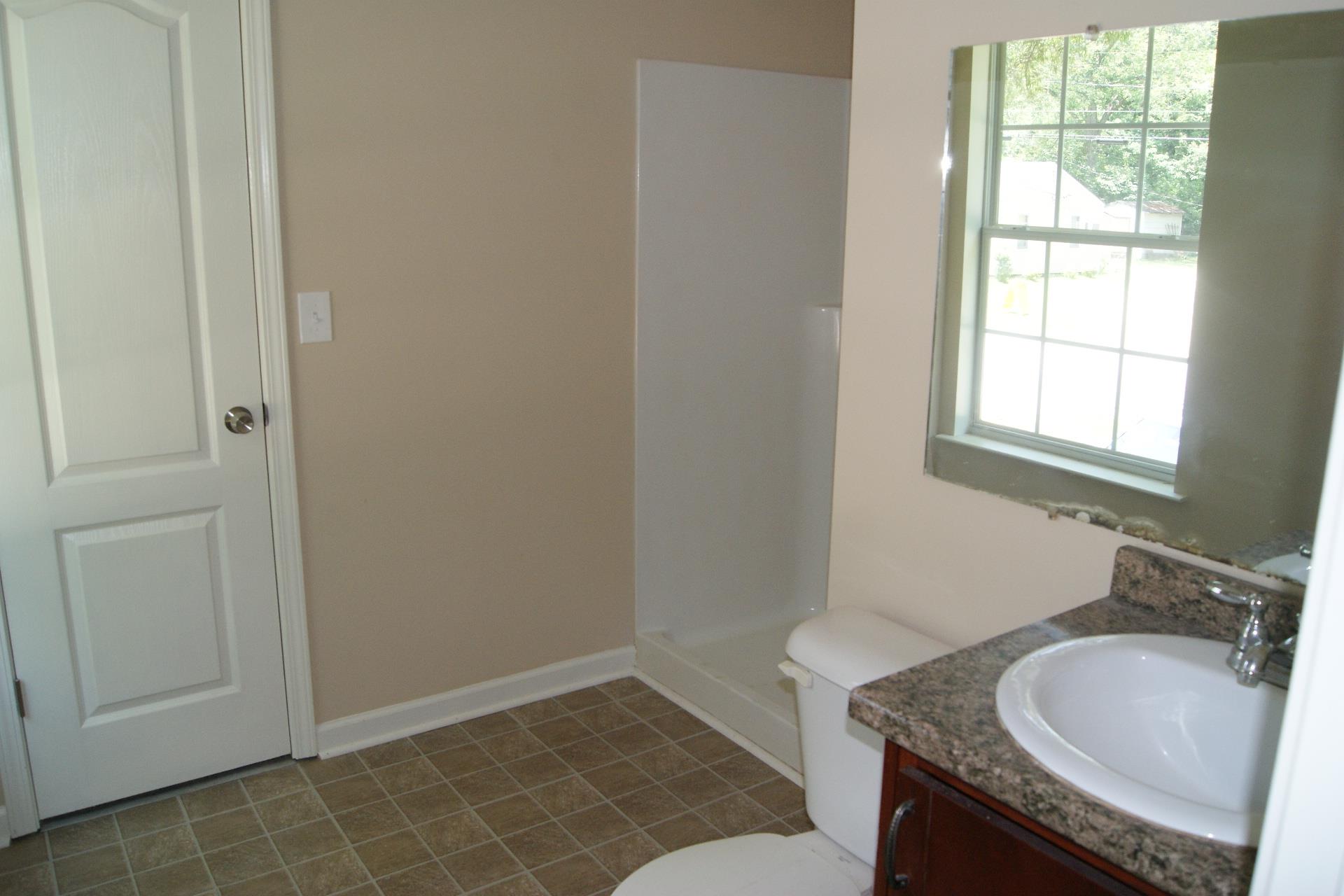 136 Atha St, Monroe, GA 30655 photo 9