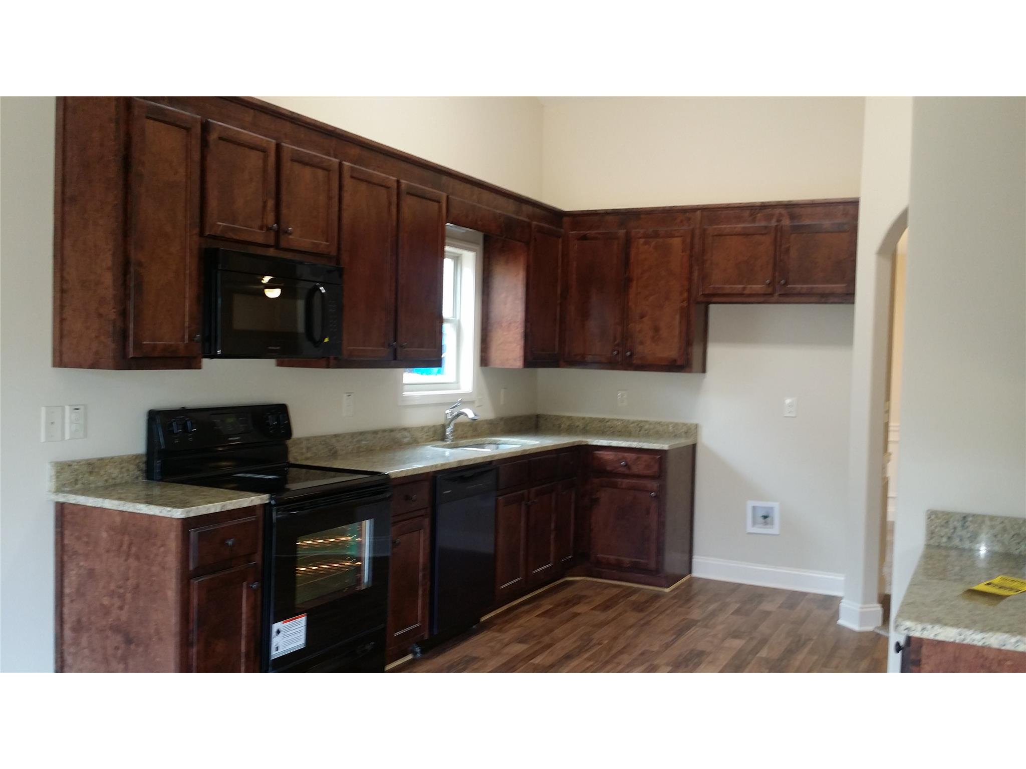 85 Cherohala Ct, Covington, GA 30016 photo 2