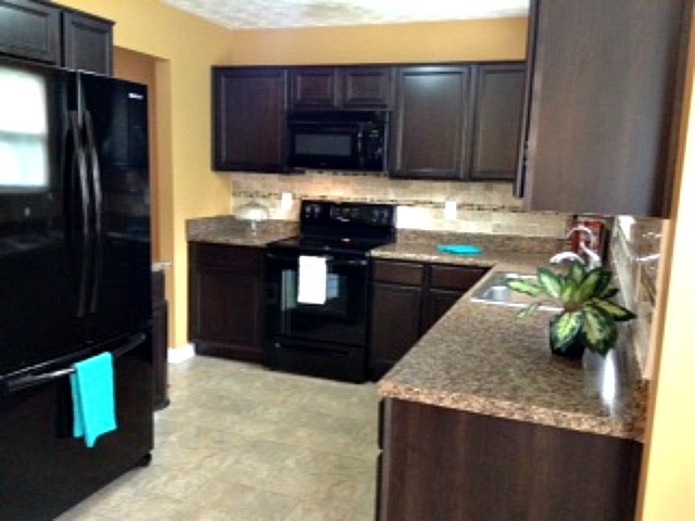 4934 Summersun Dr, Morrow, GA 30260 photo 5
