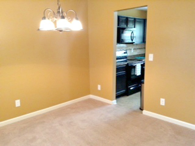 4934 Summersun Dr, Morrow, GA 30260 photo 4