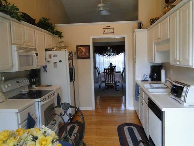 3329 Hampton Trace Ct, Buford, GA 30519 photo 9