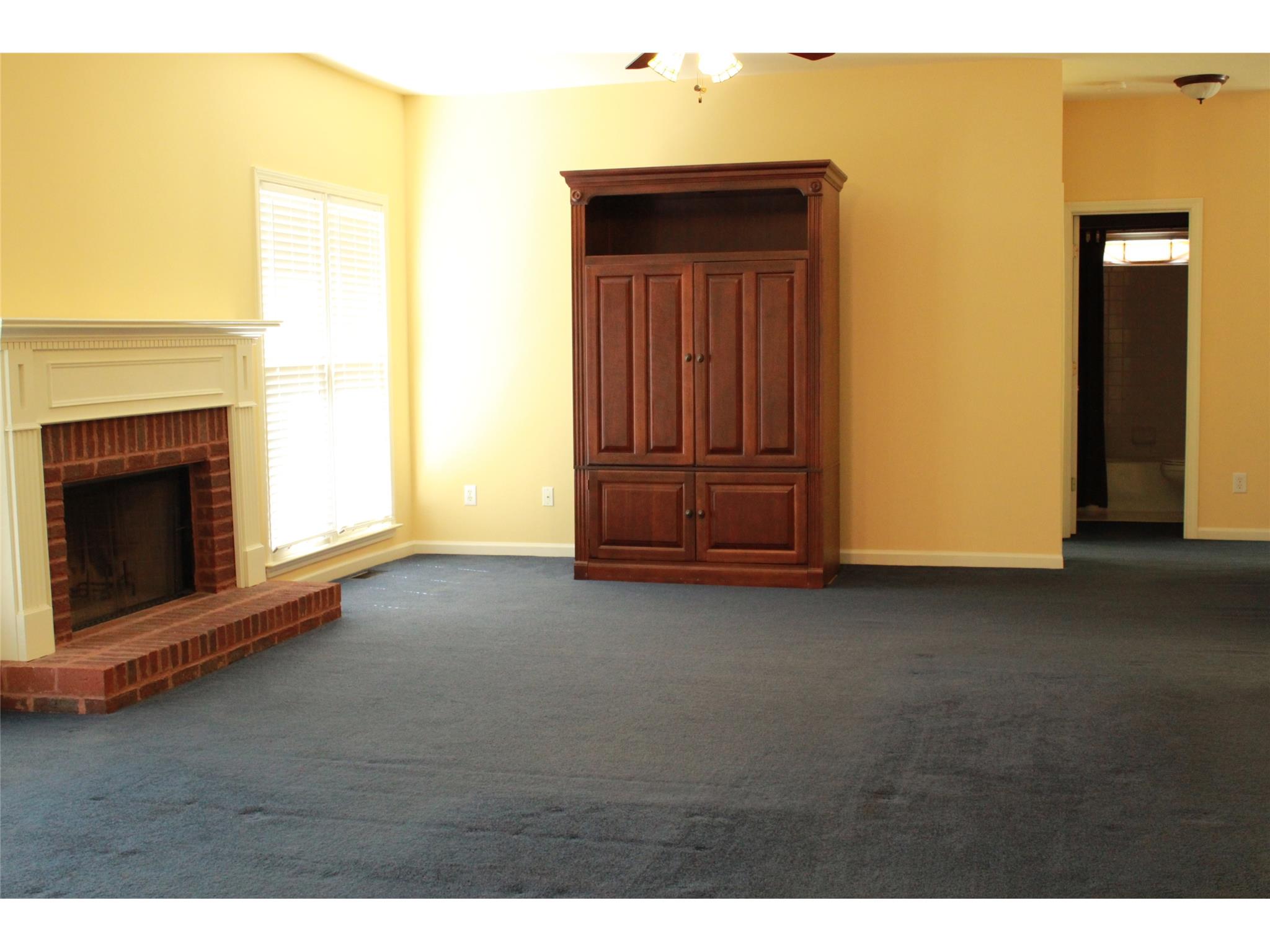 3685 Old Suwanee Rd, Suwanee, GA 30024 photo 4