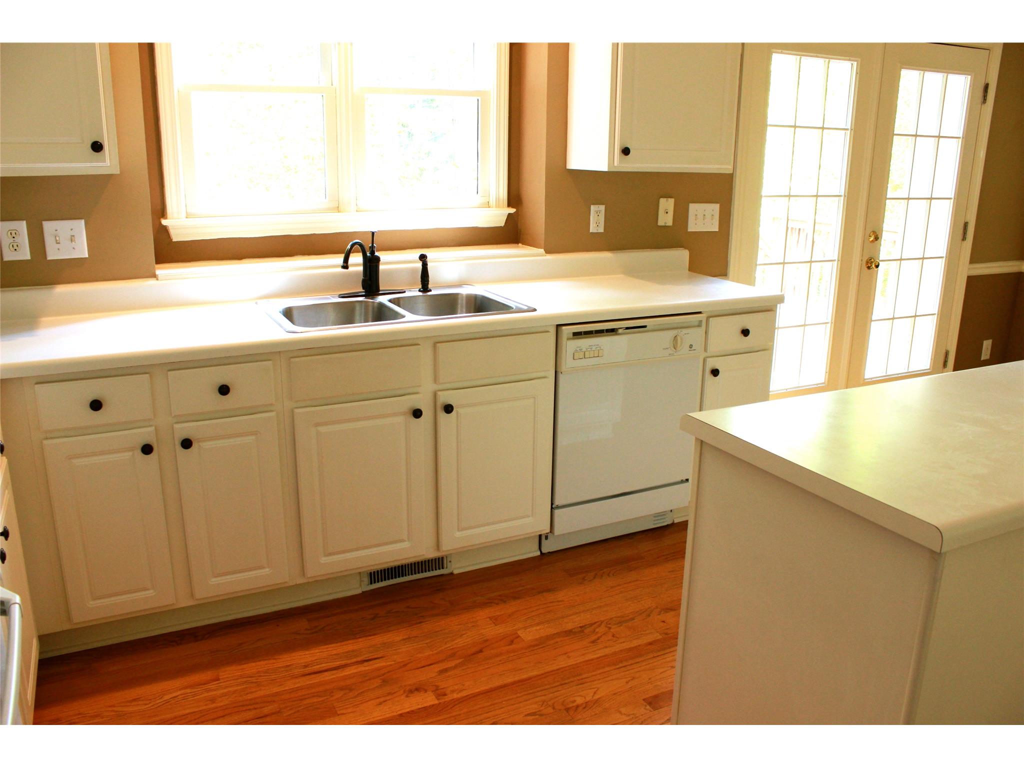 3685 Old Suwanee Rd, Suwanee, GA 30024 photo 8