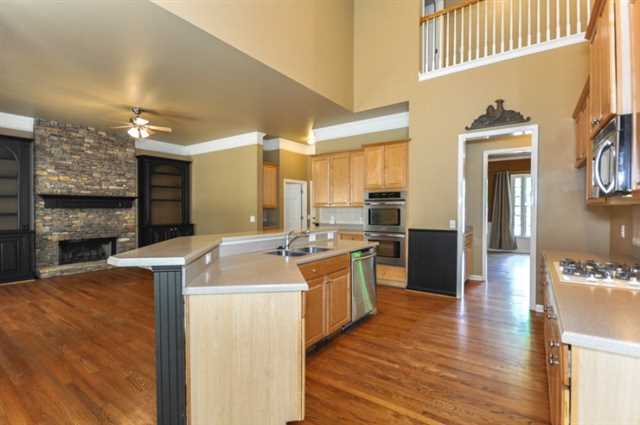 705 Rivermist Dr, Suwanee, GA 30024 photo 7
