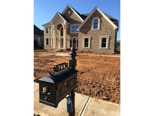 744 Peninsula Overlook, Hampton, GA 30228 photo 1