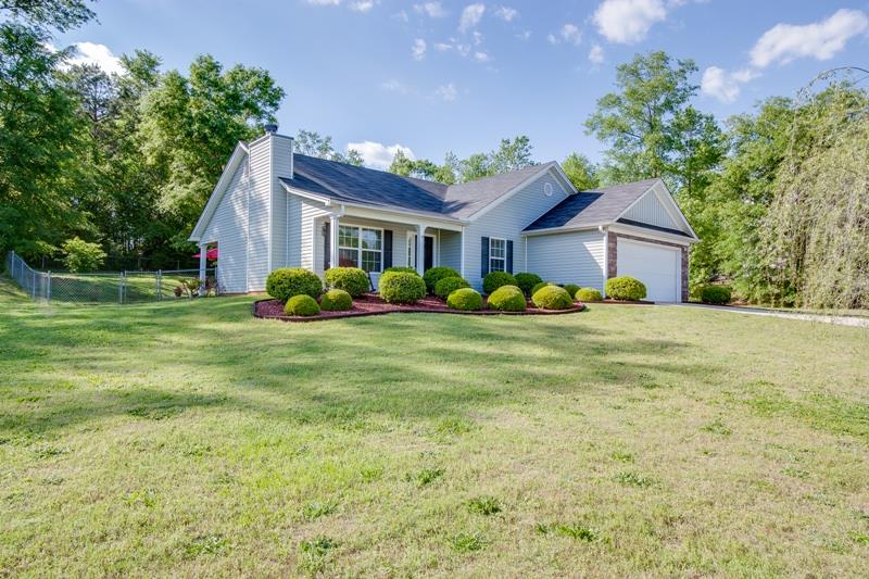 729 Moonlite Trce, Winder, GA 30680 photo 2