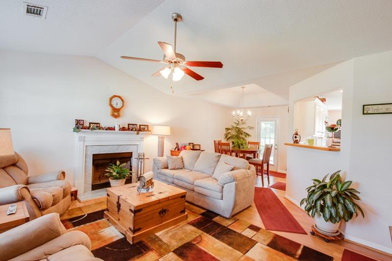 729 Moonlite Trce, Winder, GA 30680 photo 4