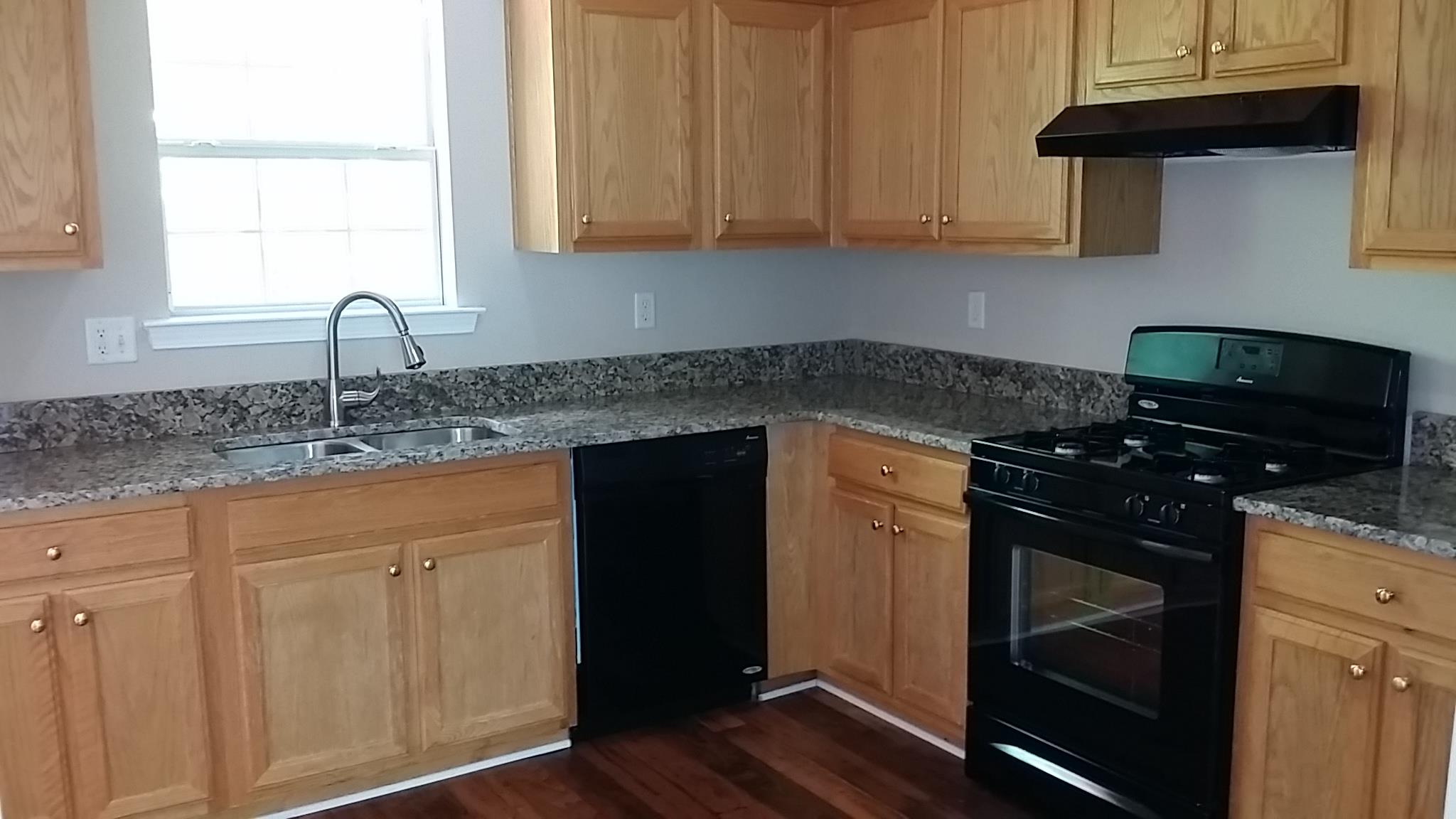 2841 Stone Creek Dr, Rex, GA 30273 photo 3
