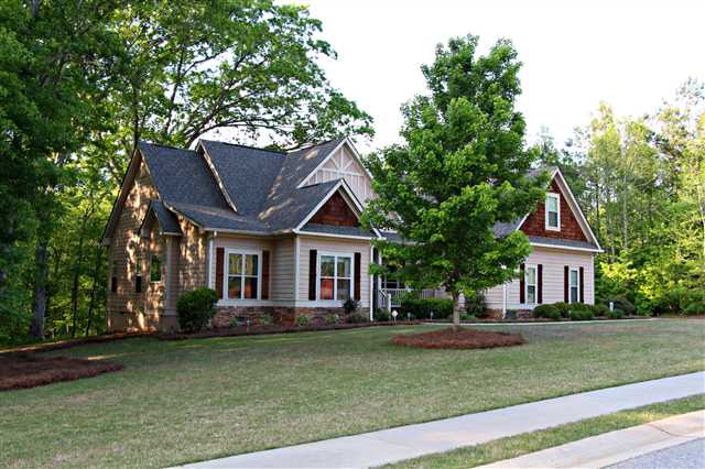 1942 Hearthstone Ct, Winder, GA 30680 photo 1