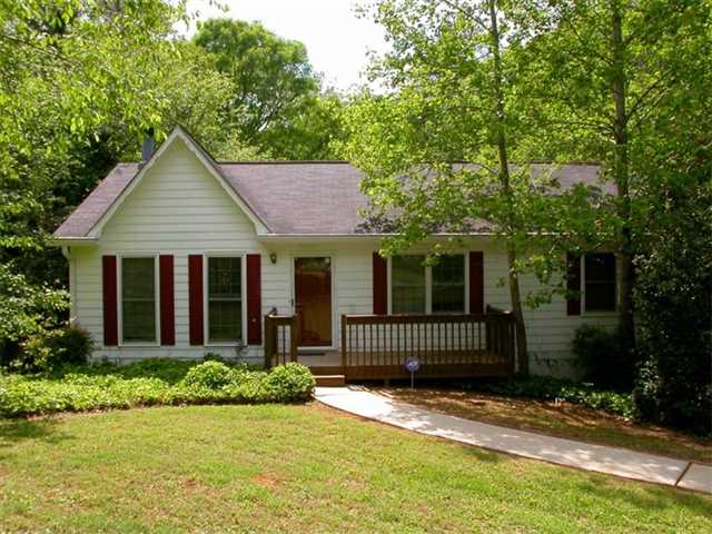 3915 Dollar Cir, Suwanee, GA 30024 photo 1