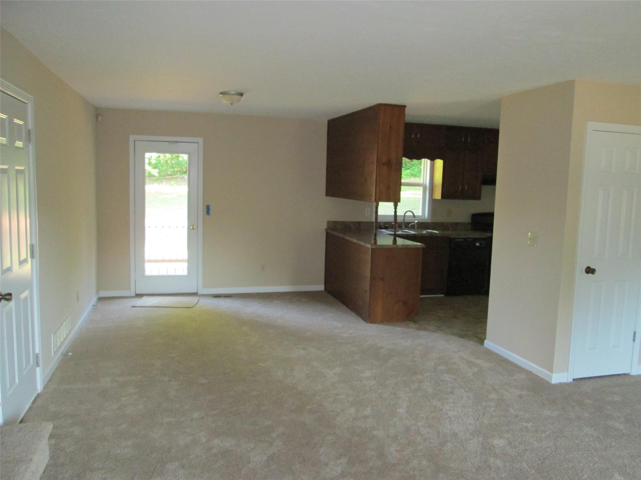 30 Freestone Dr, Newnan, GA 30265 photo 3