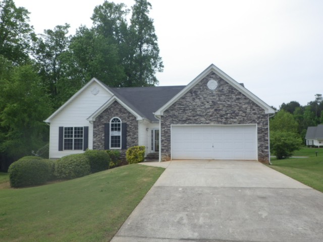 40 Woodstone Ln, Covington, GA 30016 photo 1