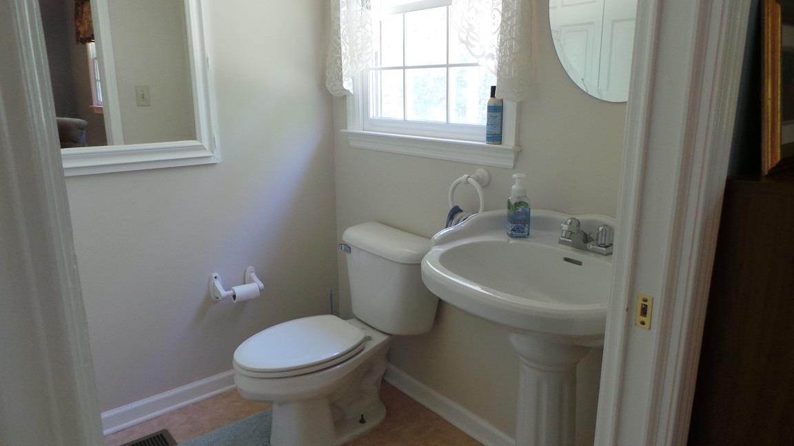 205 Ashford Cir, Lagrange, GA 30240 photo 11