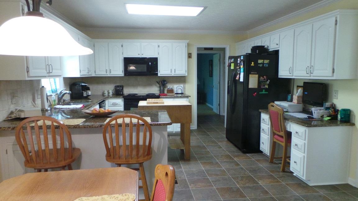 205 Ashford Cir, Lagrange, GA 30240 photo 8