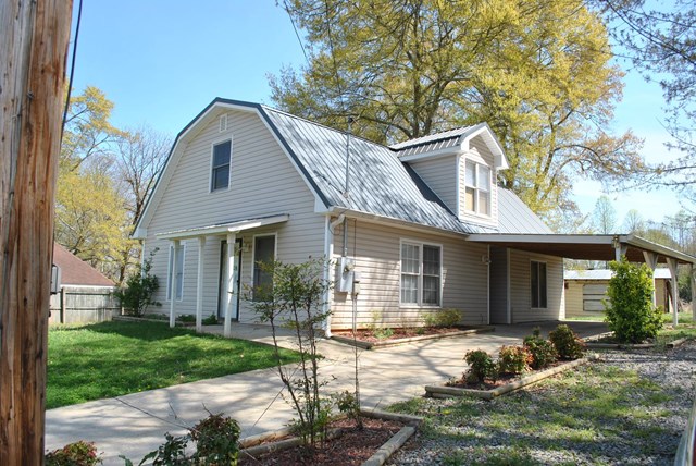 70 Cloud St, Buford, GA 30518 photo 2