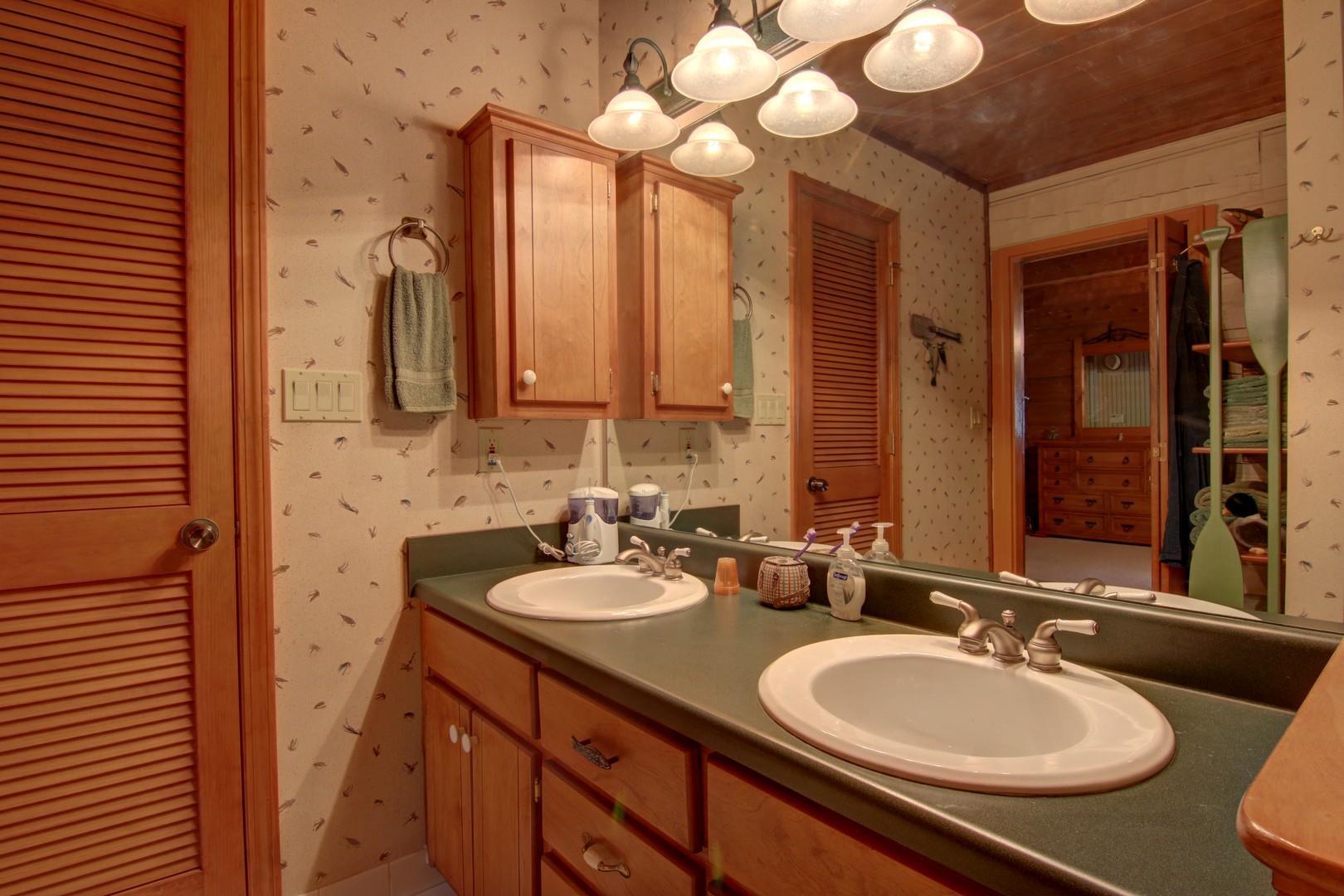 136 Tommys Ln, Jackson, GA 30233 photo 12
