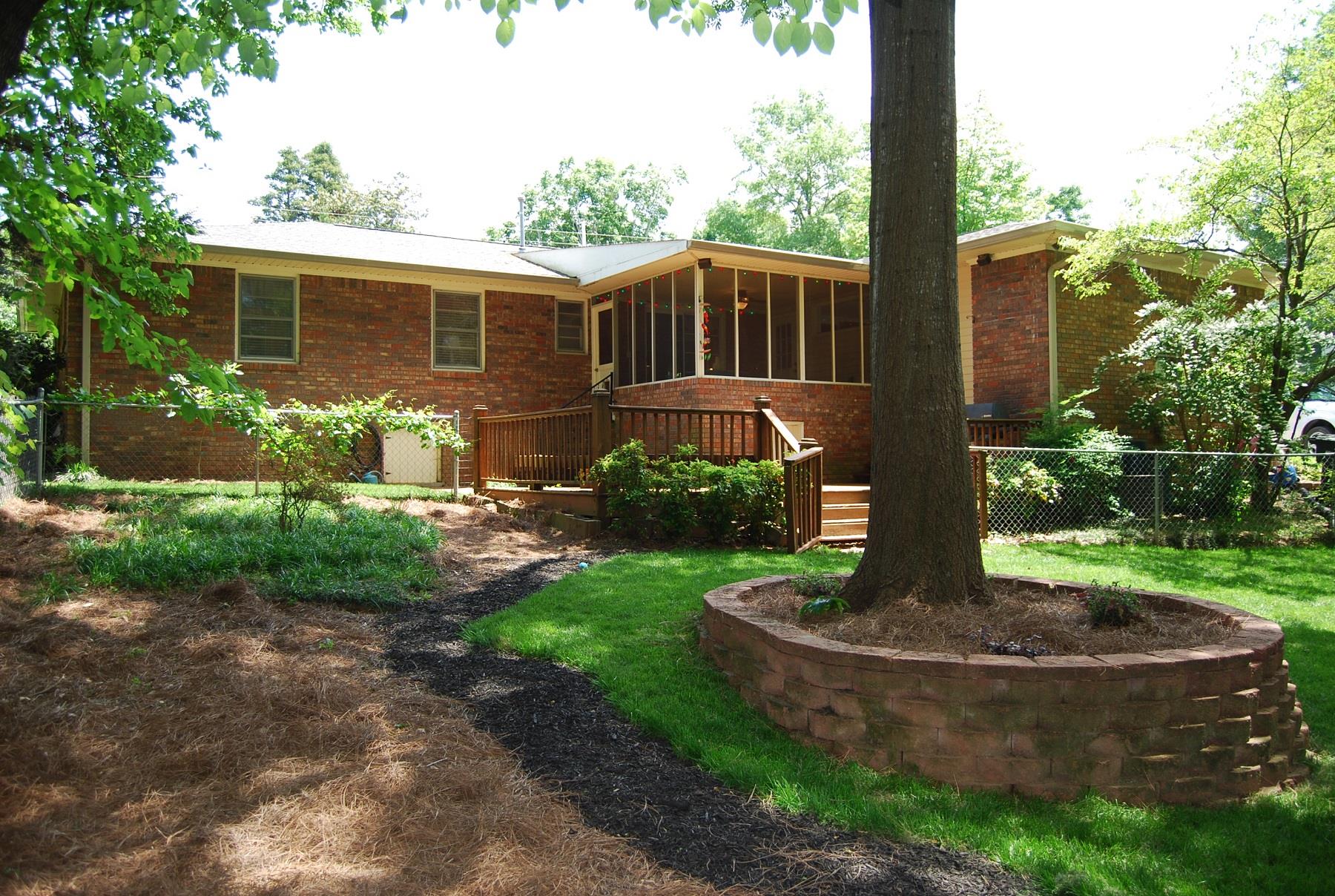 343 Chenocetah Dr, Cornelia, GA 30531 photo 6