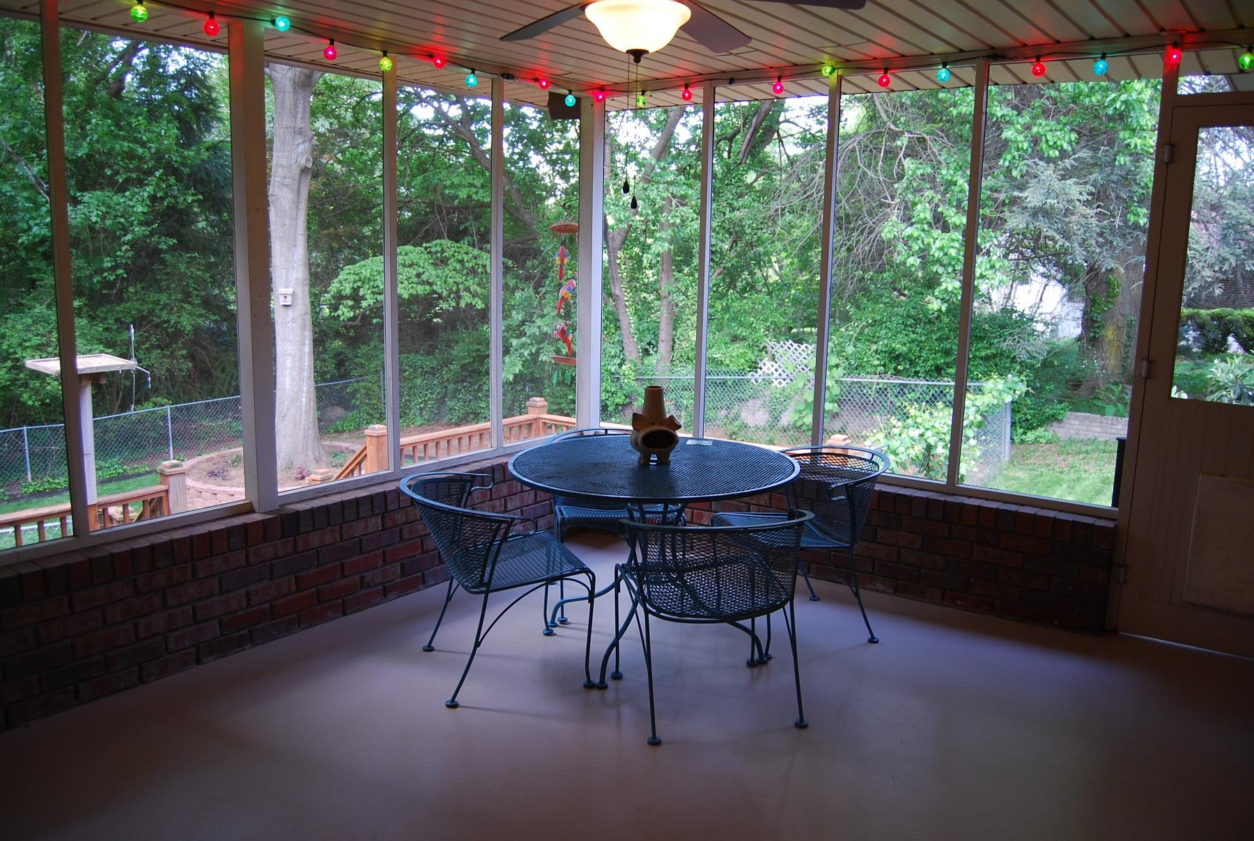 343 Chenocetah Dr, Cornelia, GA 30531 photo 7