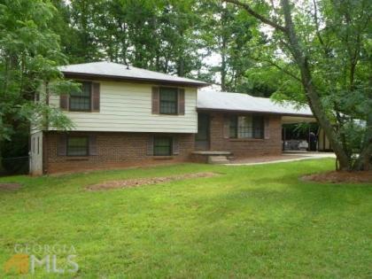 6898 Stratton Cir, Morrow, GA 30260 photo 1