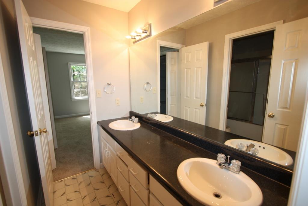 1044 Riverside Dr, Lagrange, GA 30240 photo 19