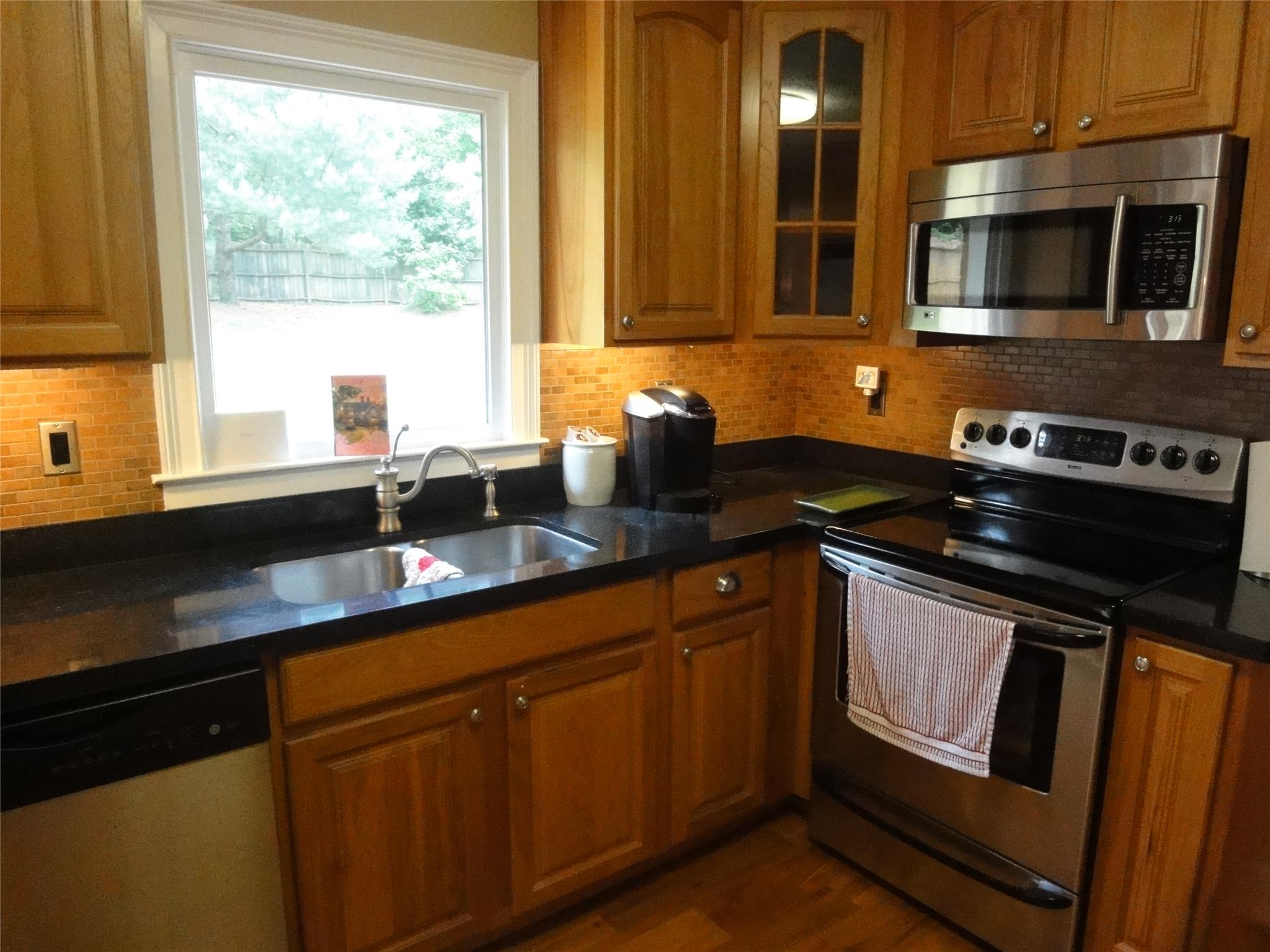 4013 Howell Ferry Rd, Duluth, GA 30096 photo 8