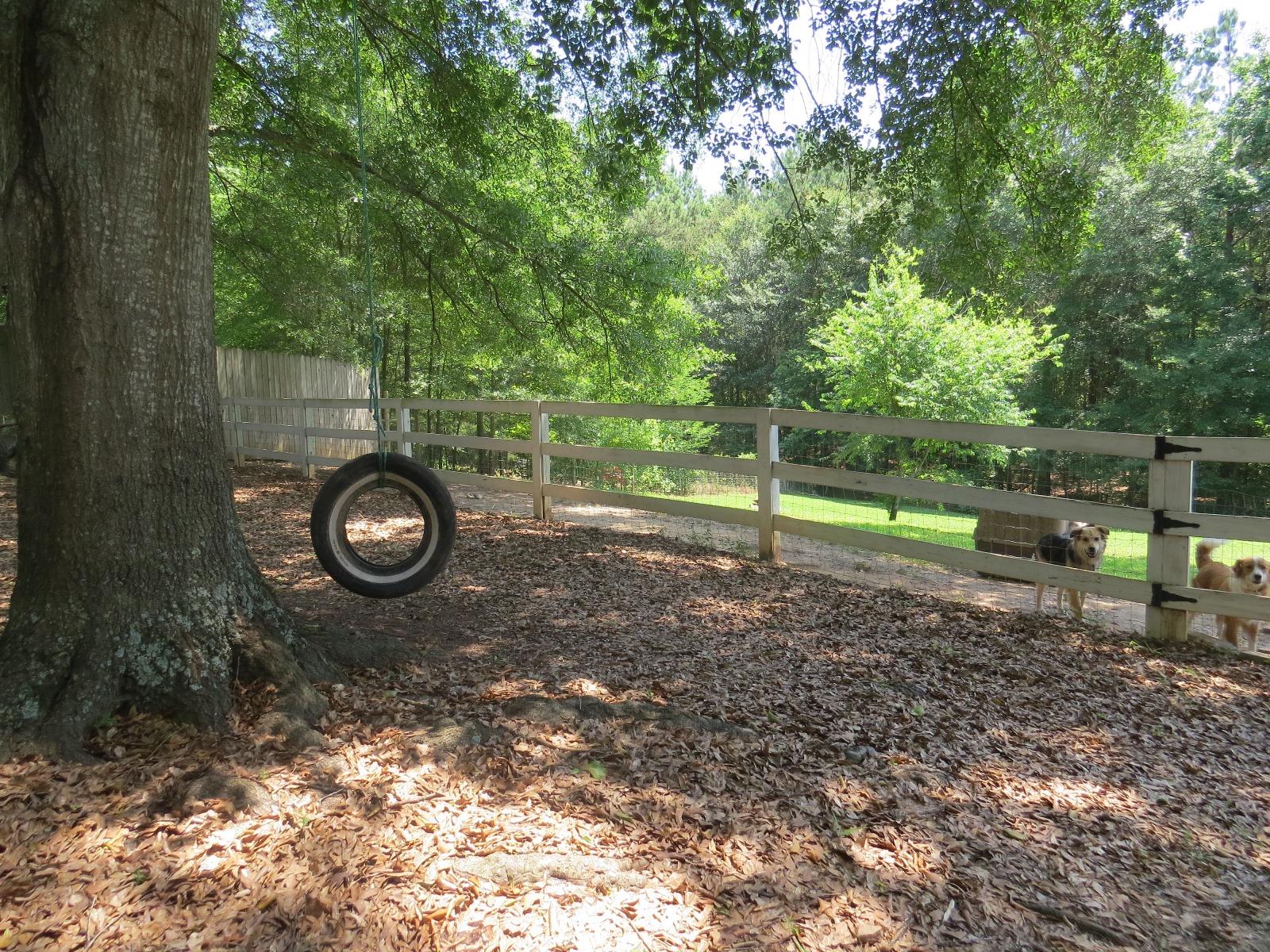 1613 Fernside Dr, Toccoa, GA 30577 photo 4