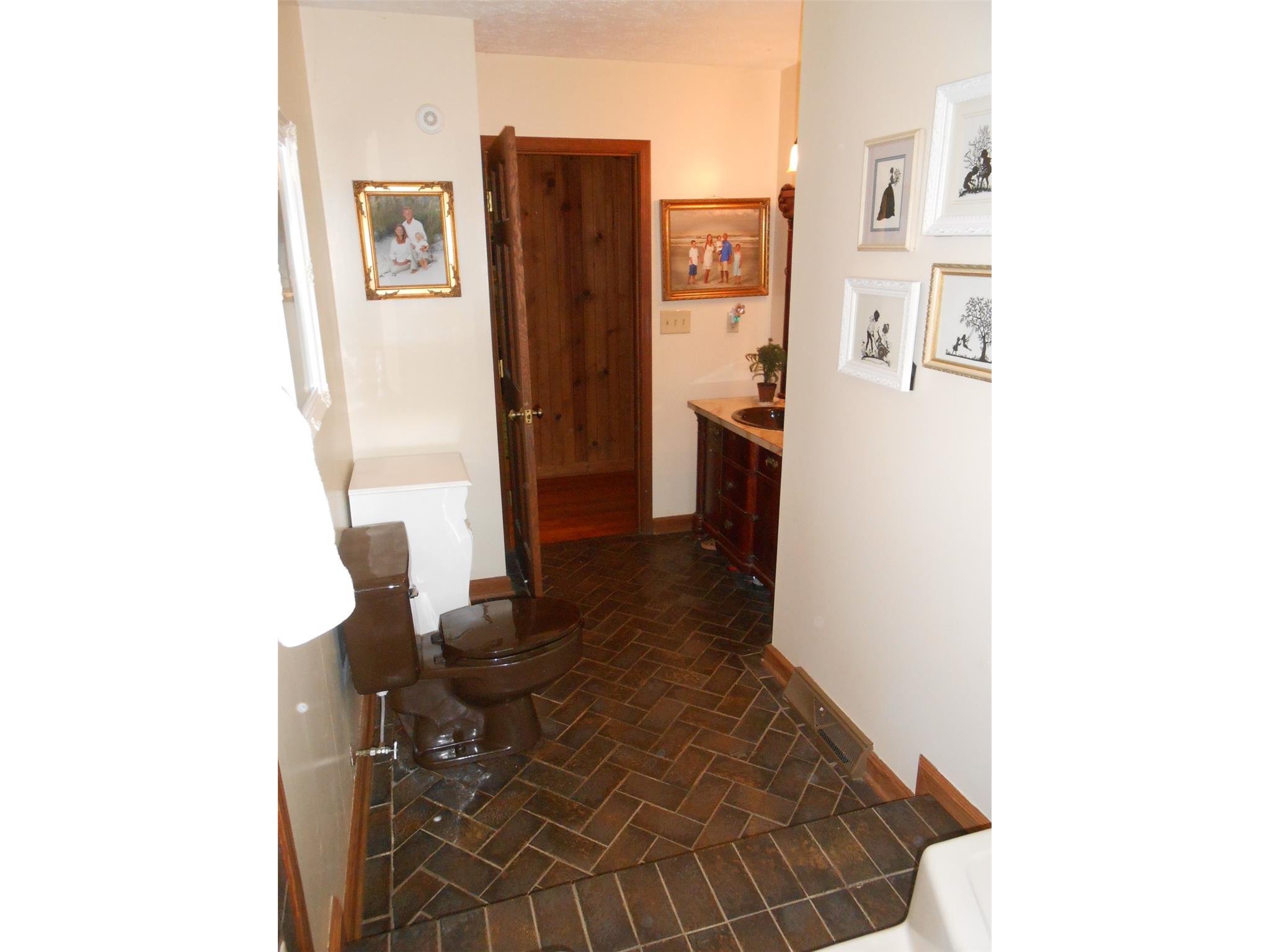 1613 Fernside Dr, Toccoa, GA 30577 photo 23