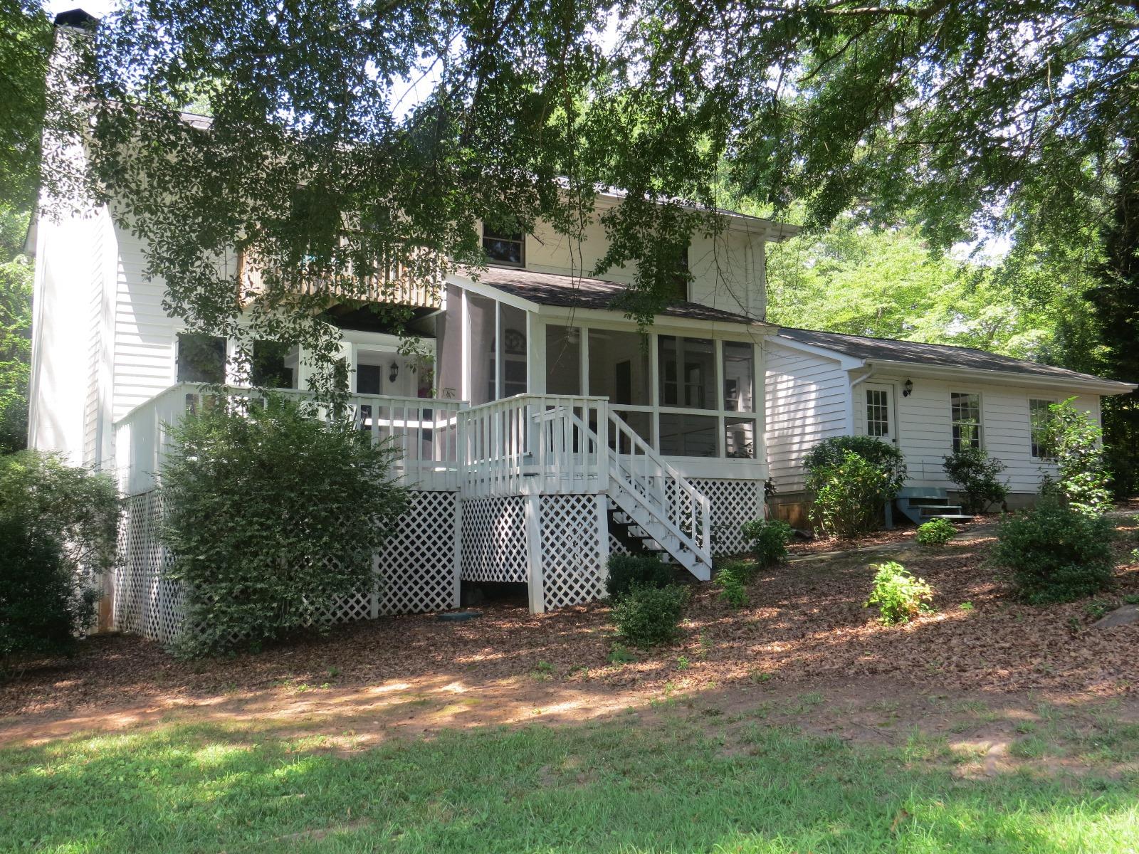 1613 Fernside Dr, Toccoa, GA 30577 photo 2