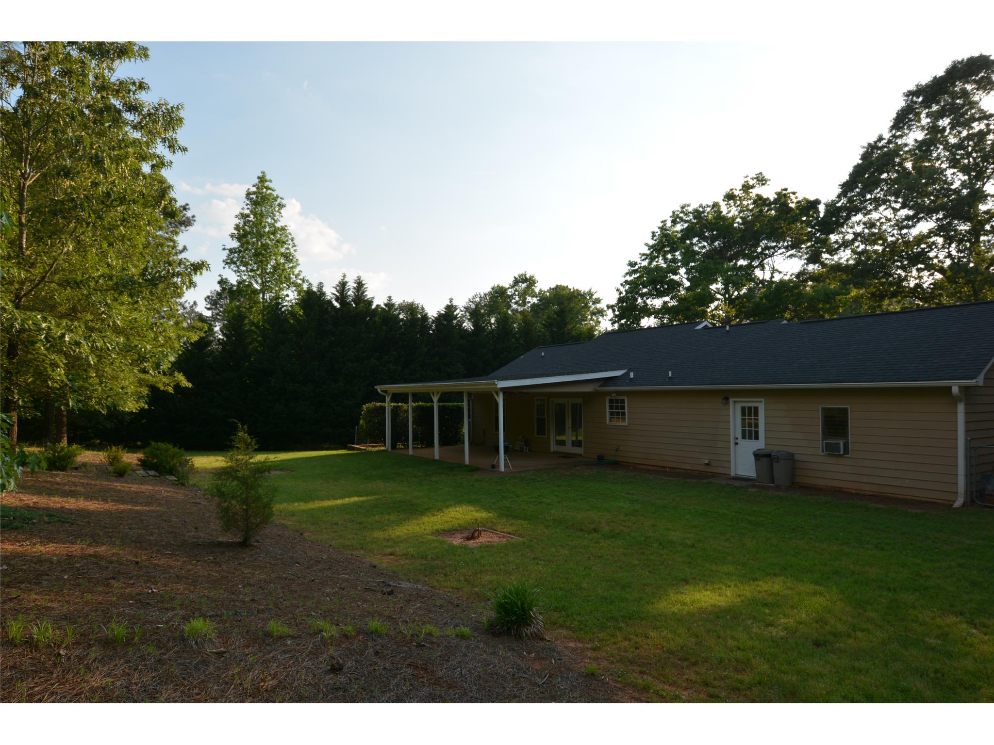 105 Stoneview Cir, Covington, GA 30016 photo 3