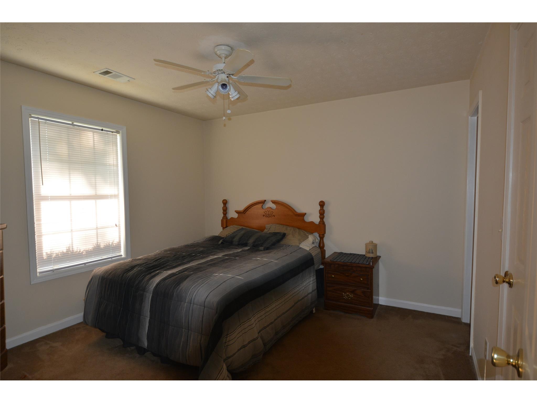 105 Stoneview Cir, Covington, GA 30016 photo 14