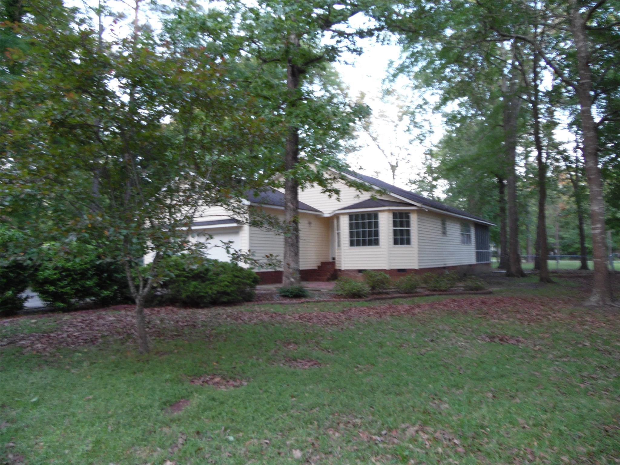143 Paula Dr, Cochran, GA 31014 photo 1