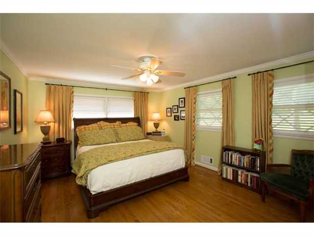 3462 Embry Cir, Atlanta, GA 30341 photo 8