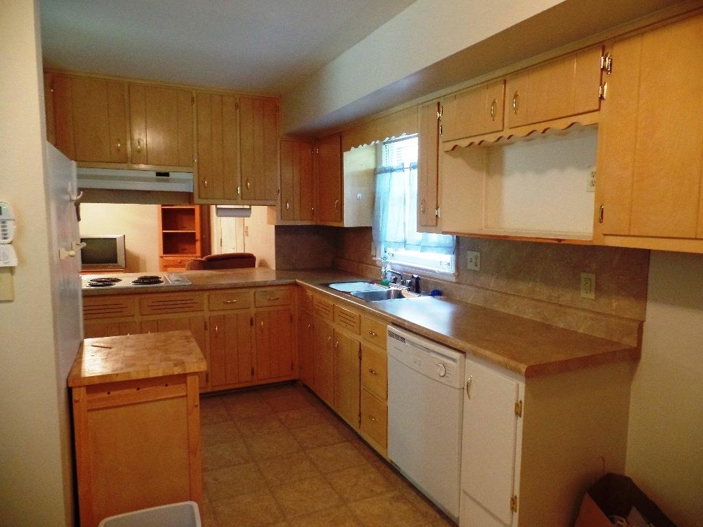 6108 Tabor Ave, Morrow, GA 30260 photo 8