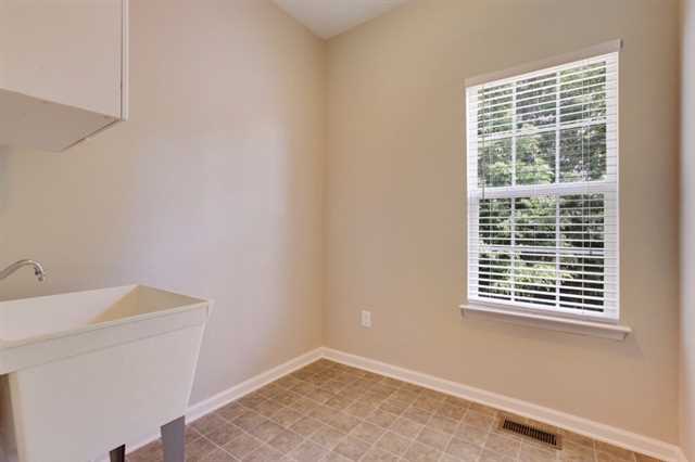 429 Deepstream Xing, Canton, GA 30115 photo 11
