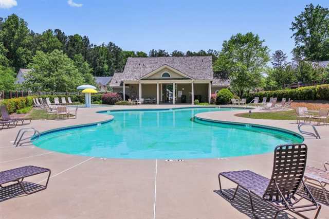 429 Deepstream Xing, Canton, GA 30115 photo 3