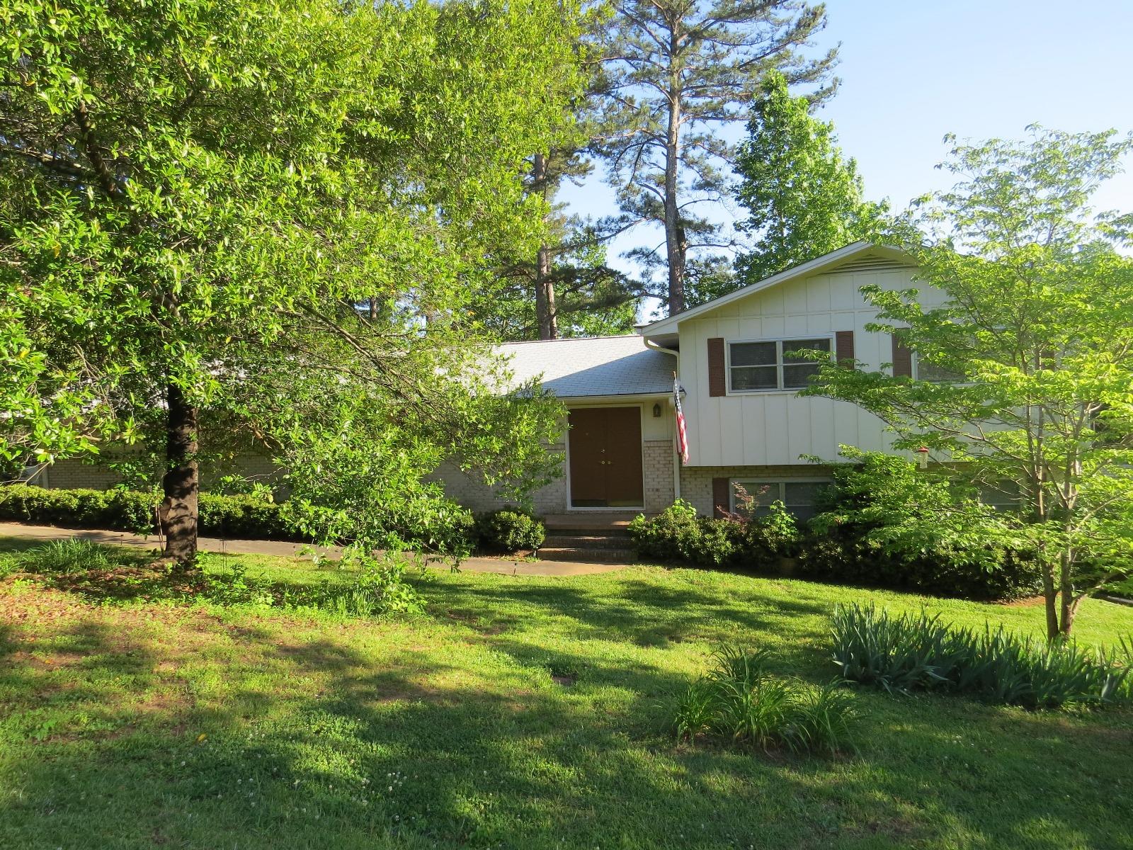 30 Rosedale St, Toccoa, GA 30577 photo 1
