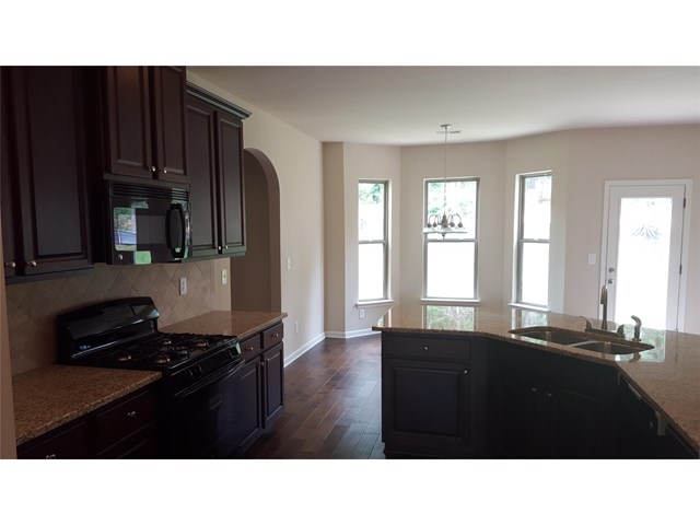 12123 Centerra Dr, Hampton, GA 30228 photo 5