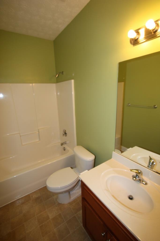 103 Churchill Dr, Lagrange, GA 30241 photo 13