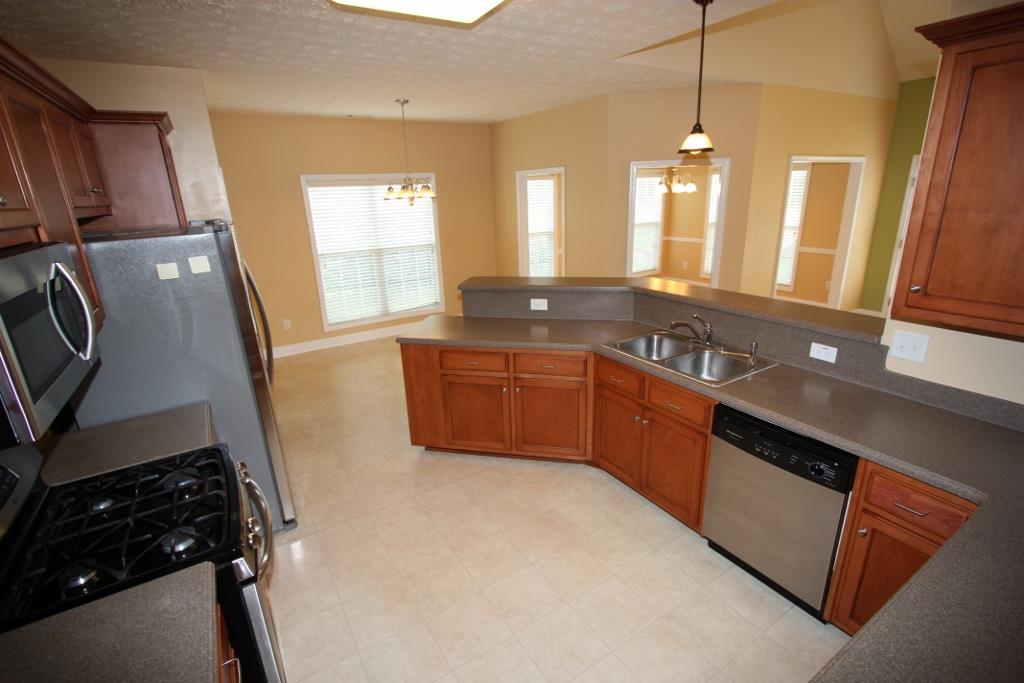 103 Churchill Dr, Lagrange, GA 30241 photo 8