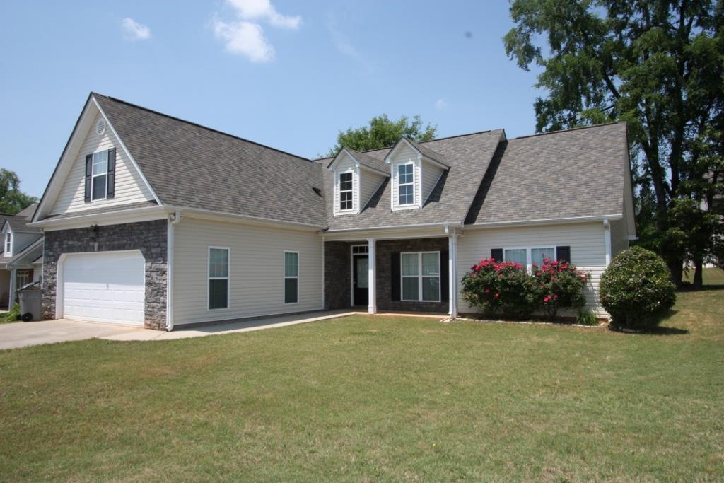 103 Churchill Dr, Lagrange, GA 30241 photo 1