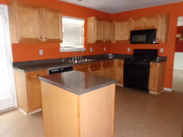 560 Andrews Dr, Hampton, GA 30228 photo 7