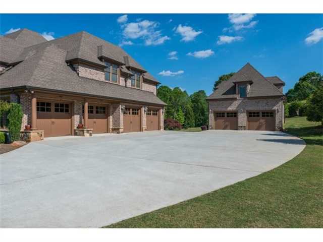 5233 Moore Rd, Suwanee, GA 30024 photo 4