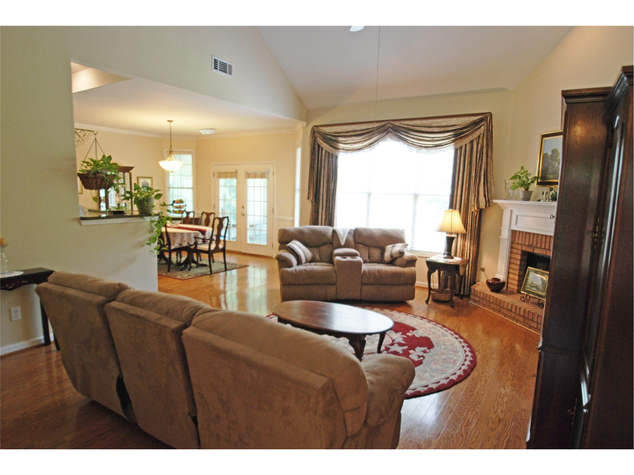 1005 Anthony Ct, Suwanee, GA 30024 photo 6