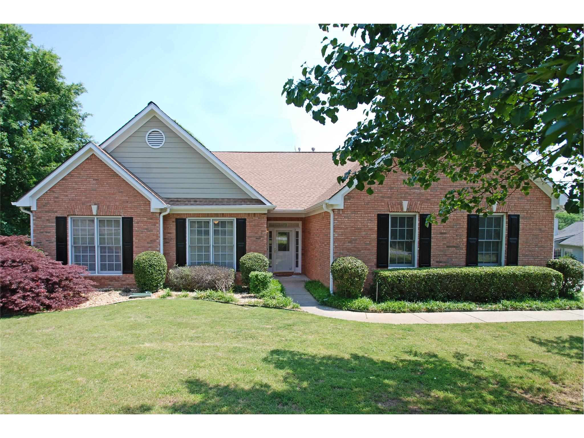 1005 Anthony Ct, Suwanee, GA 30024 photo 1