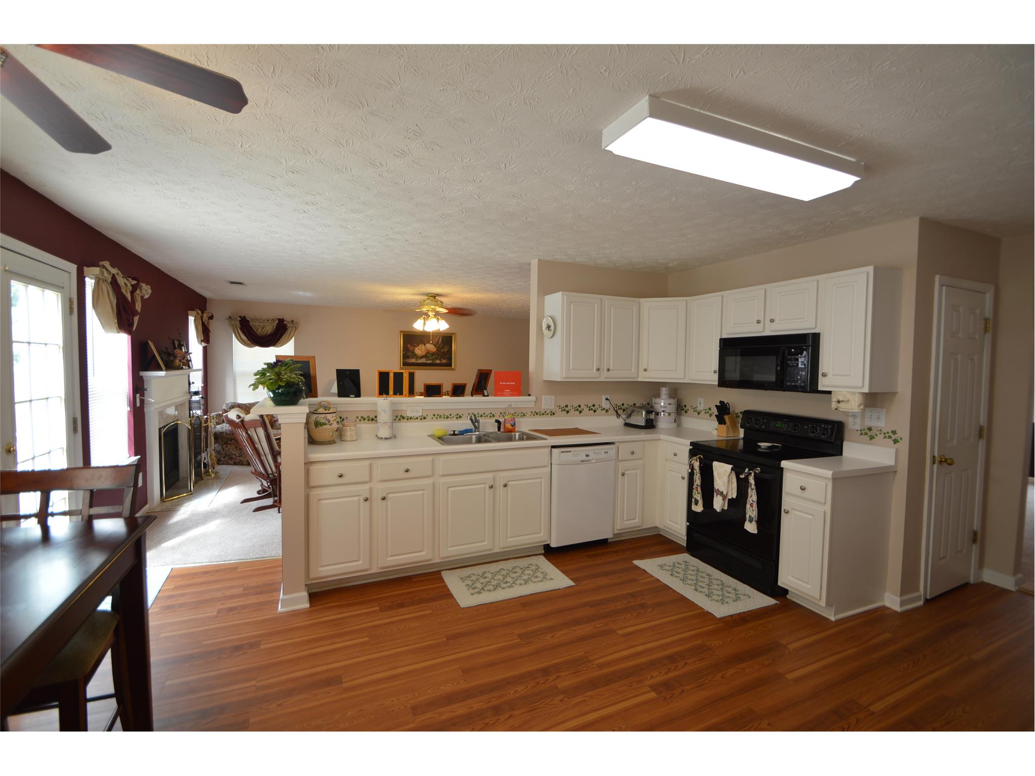 759 Baskins Cir, Winder, GA 30680 photo 9